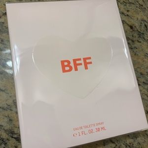 KKW Fragrance Hearts BFF